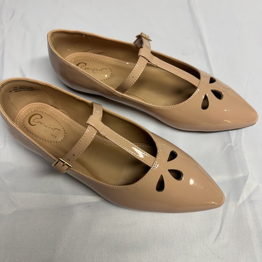 Women's Tan Mary Jane Flats